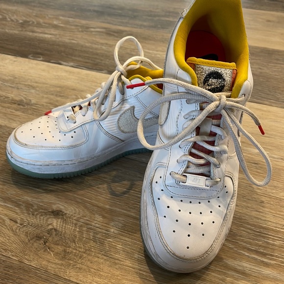 Nike - Picture 1 of 7